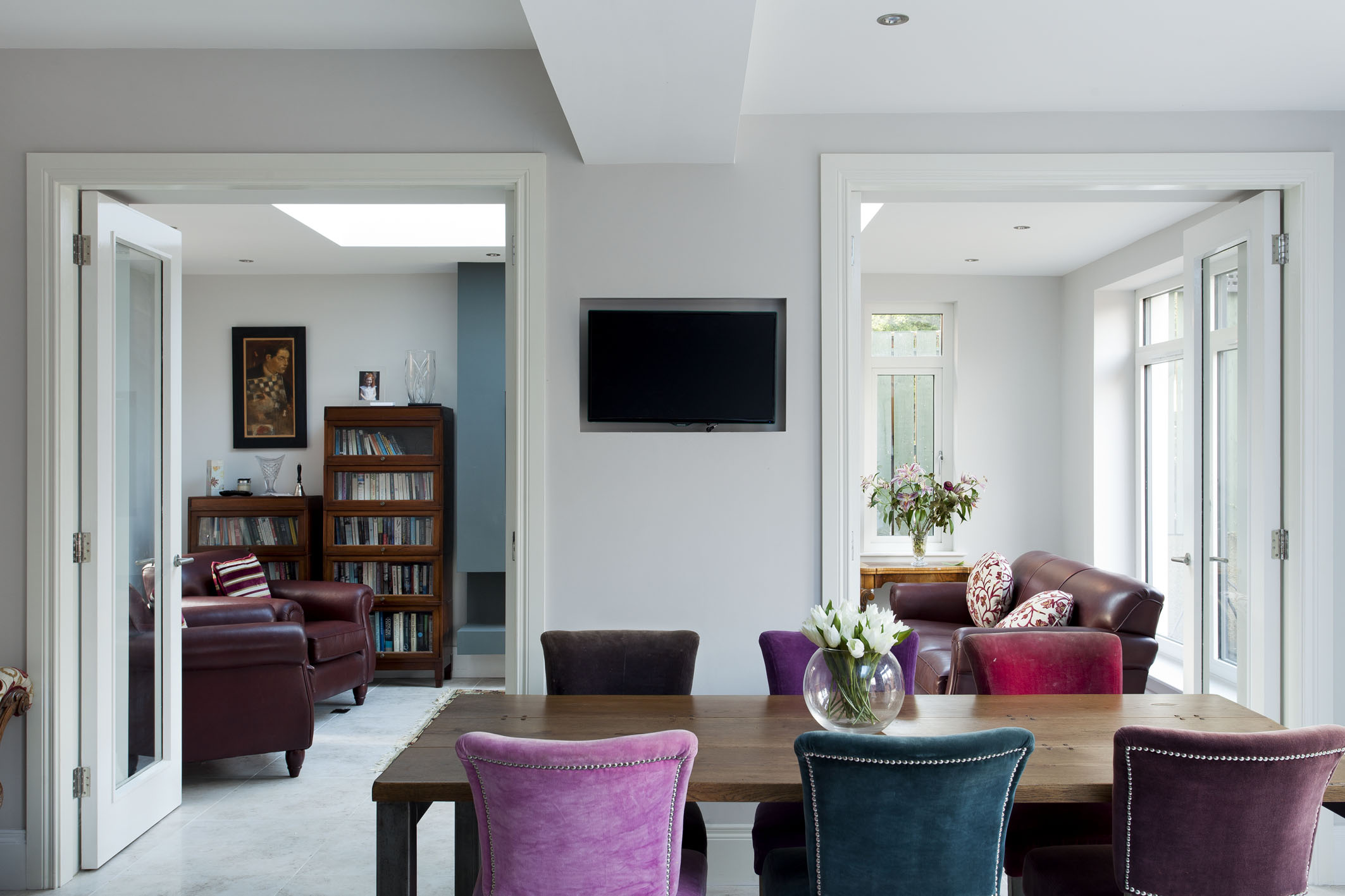 GREEN BLUE SCHULLER KITCHEN, SIEMENS APPLIANCES