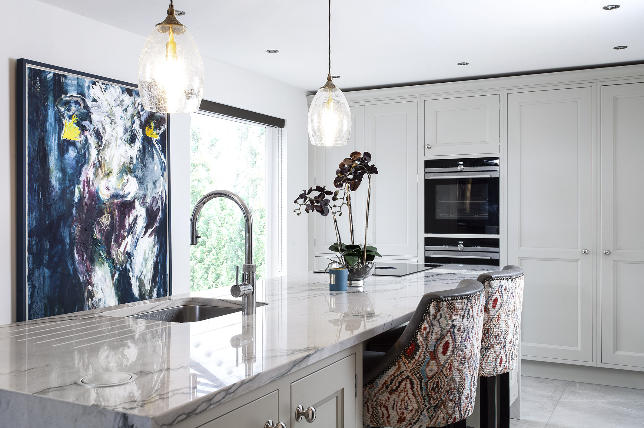 GREEN BLUE SCHULLER KITCHEN, SIEMENS APPLIANCES