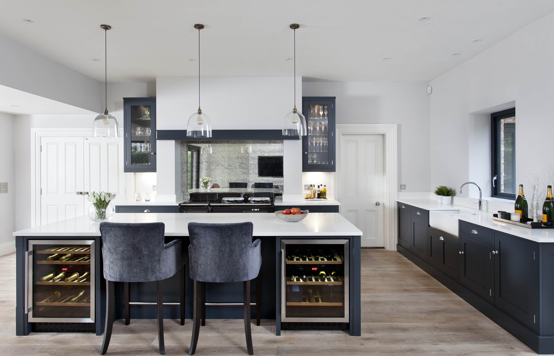 GREEN BLUE SCHULLER KITCHEN, SIEMENS APPLIANCES