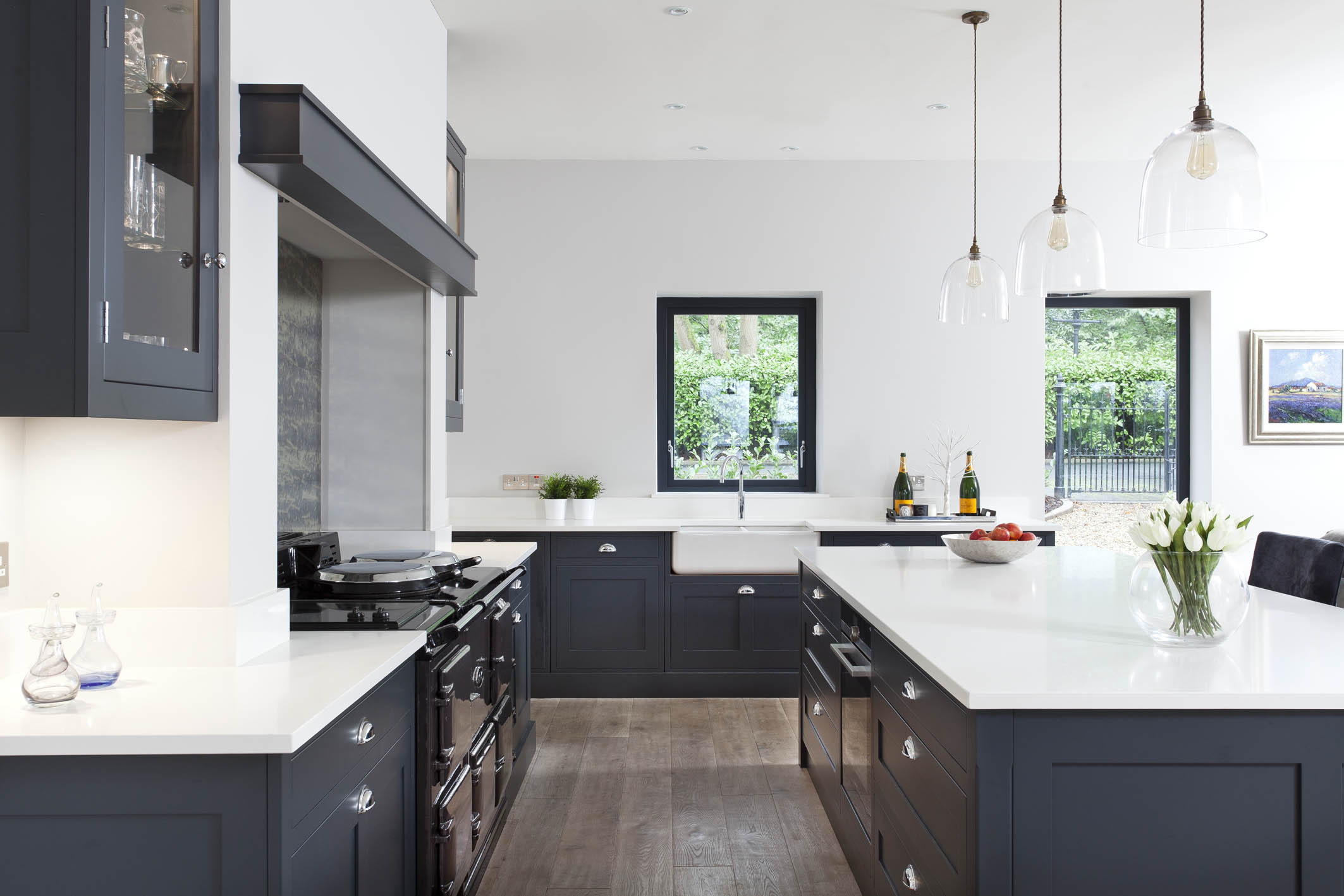 GREEN BLUE SCHULLER KITCHEN, SIEMENS APPLIANCES